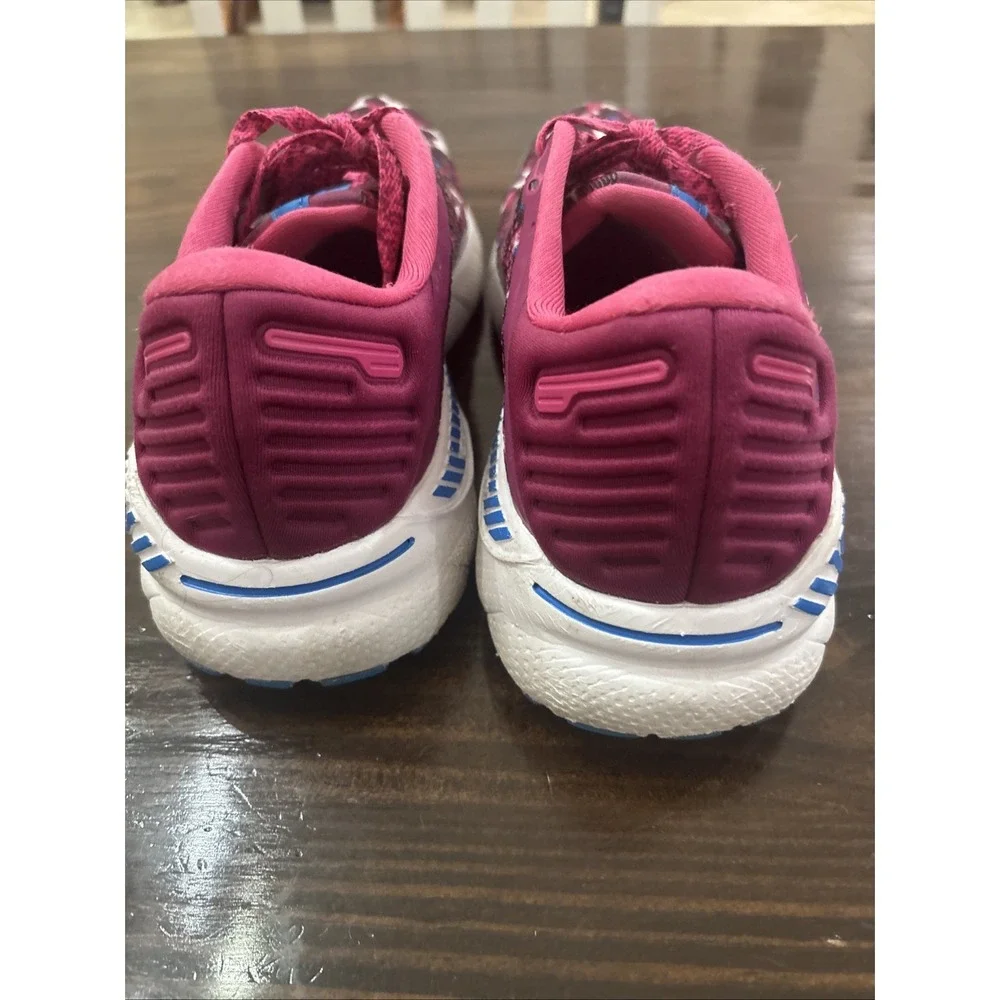 BROOKS WOMENS ADRENALINE GTS 22 RUN WILD RUNNING SHOES 11